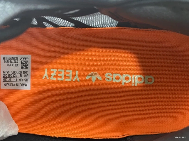 Cinder GX3791 Yeezy Boost Mono Adidas 350 V2 0817